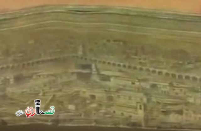 فيديو ..مصحف ذهبي من القرن 18 يظهر عند طيه صورة مكة والكعبة - 